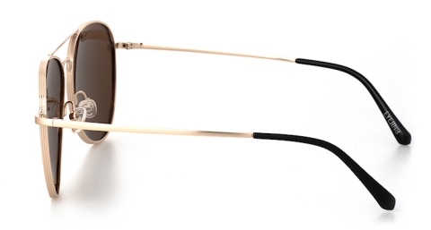 EJ-5034 金屬雙槓飛行員框太陽眼鏡，鏡腿霧面金是值得細細品味的細節設計，為必備的時尚精品配件